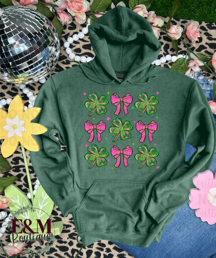 Clovers and Bows